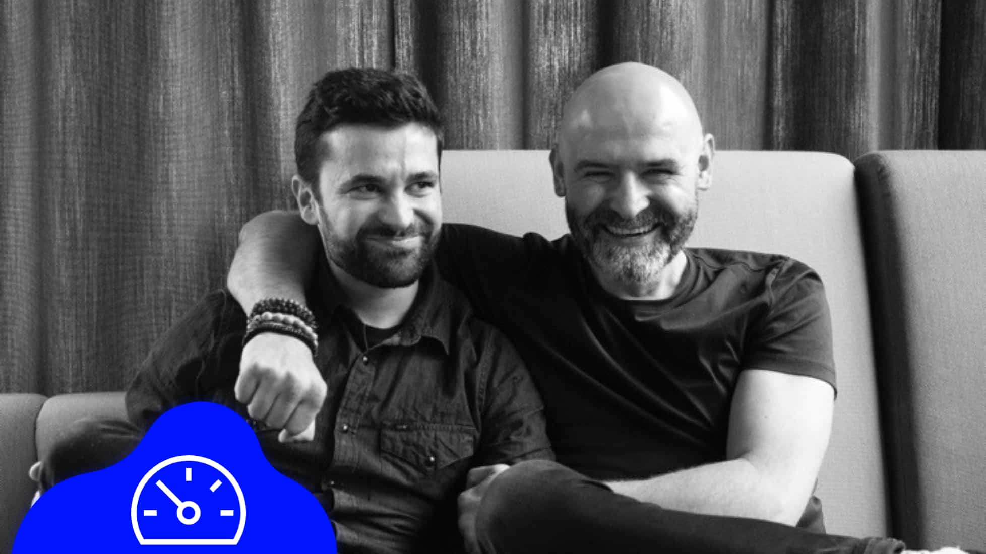 Die zwei Gründer von Digital Republic, Marco Arnold und Ali Soy, Arm in Arm