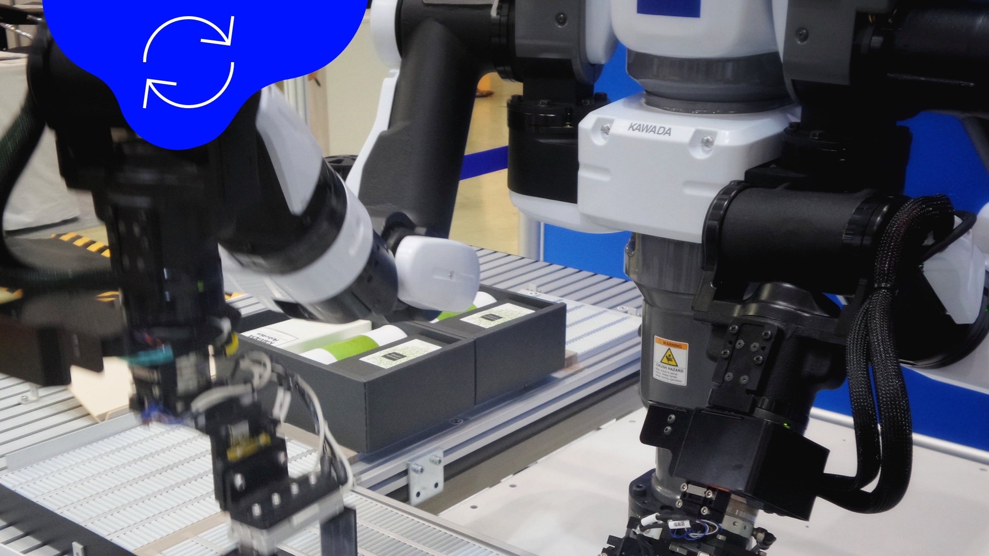 intelligenter Roboterarm an Fertigungslinie